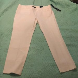 Alfani NWT white skinny tummy control pants